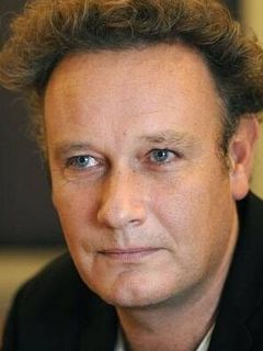 Стефан Робели