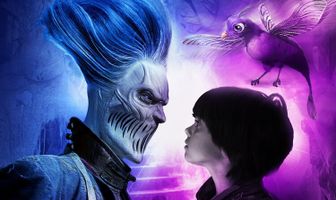 За синими дверями