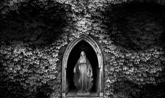 Не выходи из дома