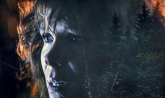 Сквозь тёмное стекло