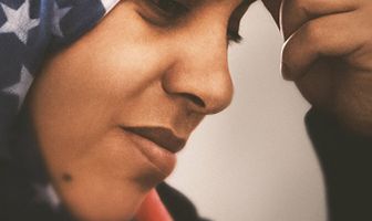 Это дом: История беженцев