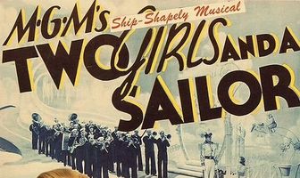 Две девушки и моряк