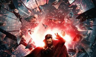 Доктор Стрэндж: В мультивселенной безумия