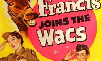 Френсис и девушки в форме