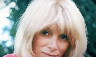 Mireille Darc, la femme libre