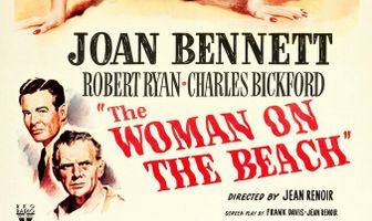 Женщина на пляже