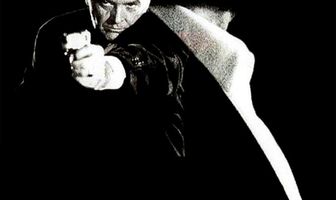 Постовой на перекрестке