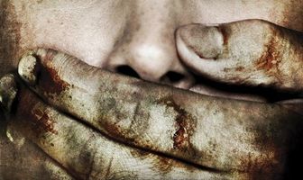 Требуется няня