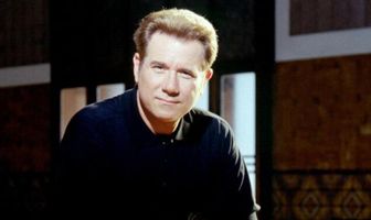 Шоу Джона Ларрокетта