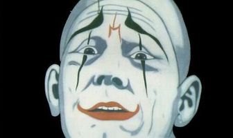 Тот, кто получает пощёчины