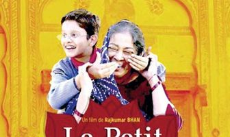 Darpan Ke Peechhe