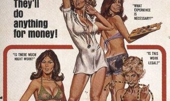 Девушки за работой