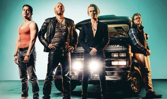 Парни по вызову