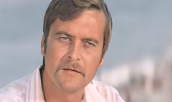 Когда человек улыбнулся