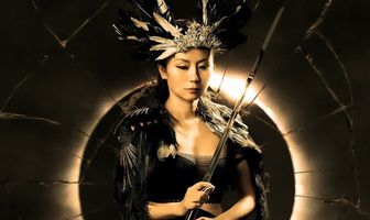 Dark Feathers: Dance of the Geisha