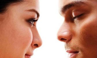 Ang babaeng hinugot sa aking tadyang