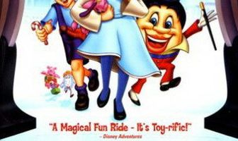 Малыши в стране игрушек