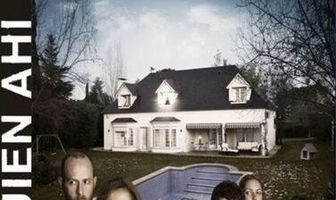 Кто-нибудь там есть?