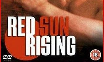 Восход красного солнца