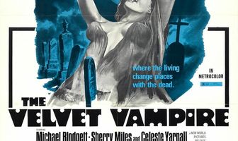 Бархатная вампирша