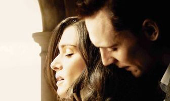 Глубокое синее море