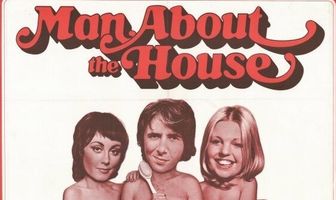 Мужчина в доме