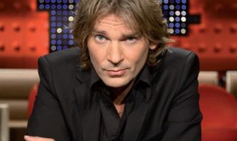 Мир продолжает вращаться