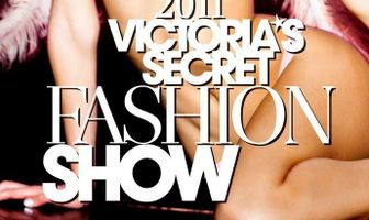 Показ мод Victoria's Secret 2011