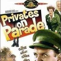 Рядовые на параде