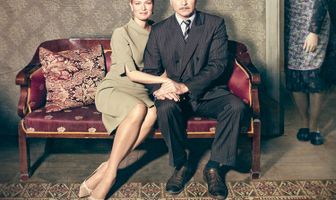 Дом с лилиями