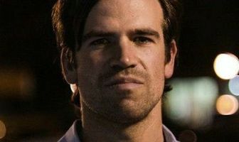 Узнайте Зака Райана