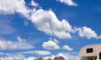 Монументальный