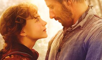 Вдали от обезумевшей толпы