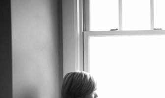 Не отпуская