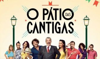 O Pátio das Cantigas