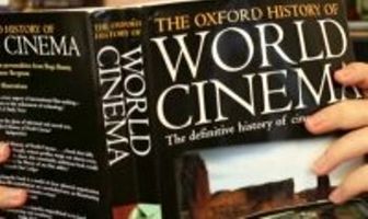 Высоко поднятые брови