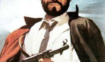 Человек в черном плаще