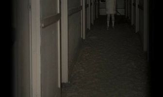 Прячься на свету