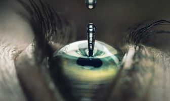 Падающая вода